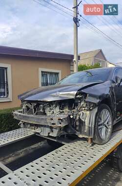 Седан Lexus ES 2016 в Львове