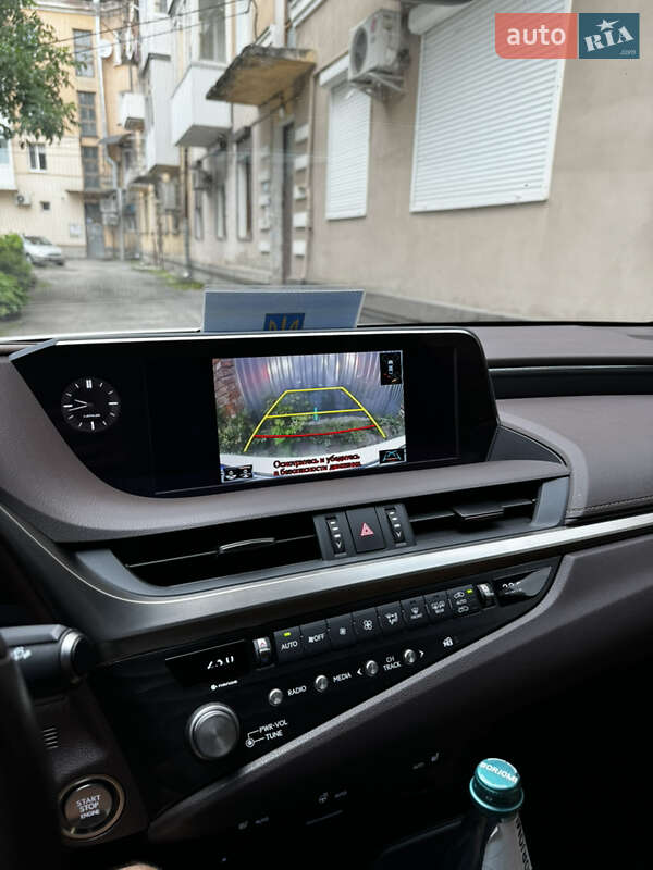 Седан Lexus ES 2021 в Львове фото 2 Седан Lexus ES 2021 в Львове