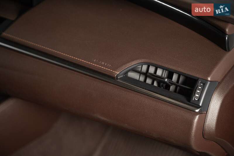 Седан Lexus ES 2019 в Одессе