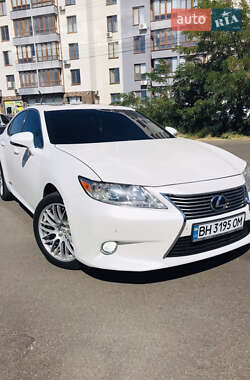 Седан Lexus ES 2013 в Одессе