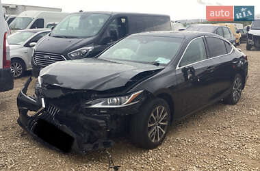 Седан Lexus ES 2022 в Харькове