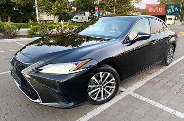 Седан Lexus ES 2023 в Одессе