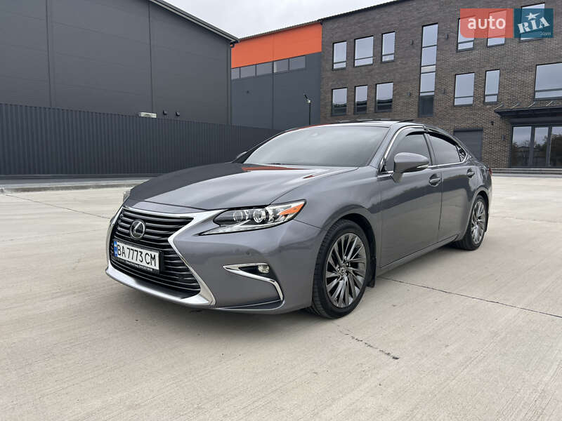 Седан Lexus ES 2018 в Кропивницком фото 11 Седан Lexus ES 2018 в Кропивницком