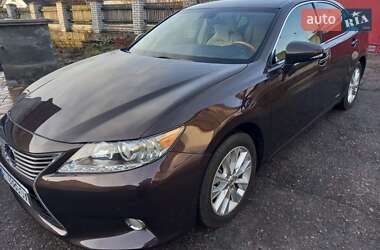 Седан Lexus ES 2012 в Белой Церкви