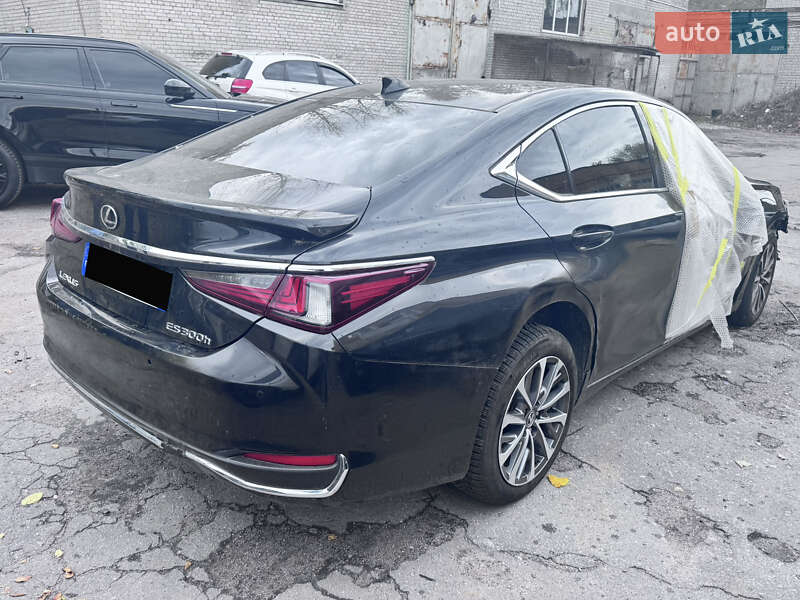 Седан Lexus ES 2022 в Харькове