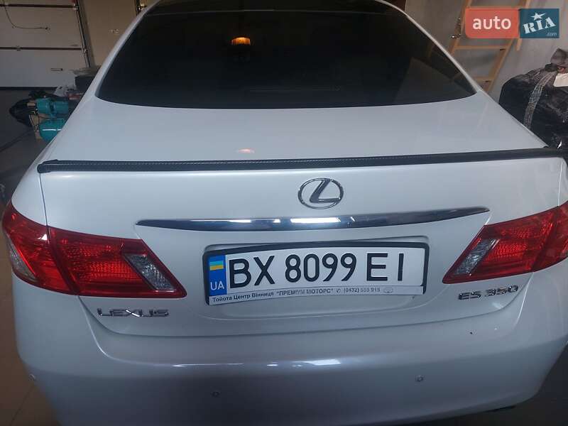 Седан Lexus ES 2008 в Дунаївцях