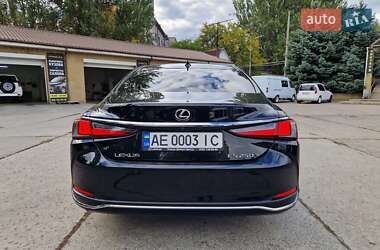 Седан Lexus ES 2019 в Дніпрі