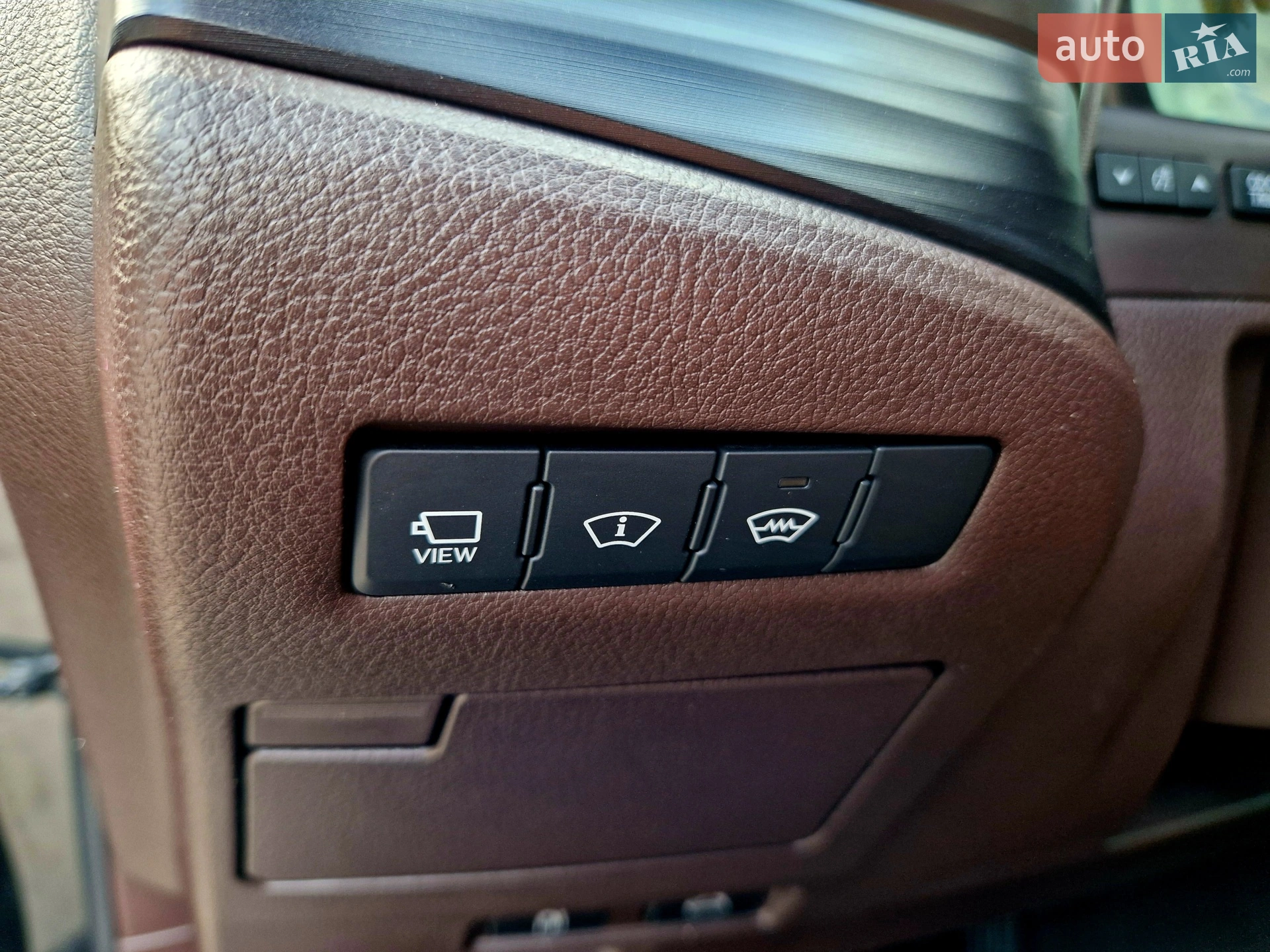 2019 Lexus ES - мініатюра 21