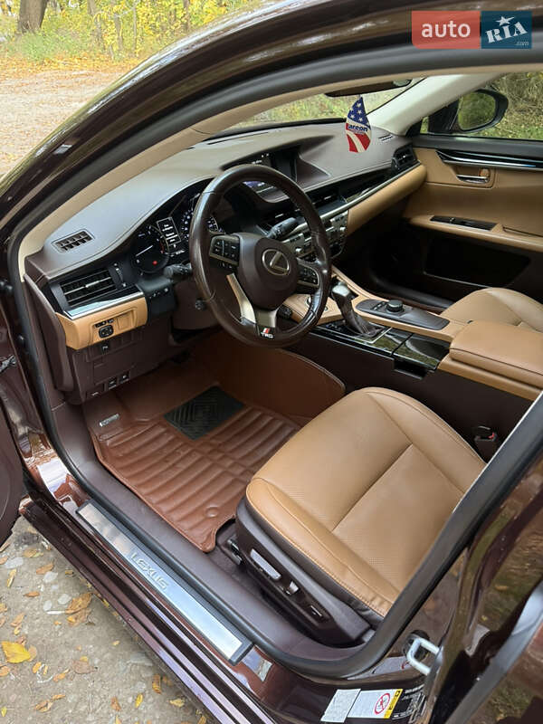 Седан Lexus ES 2017 в Днепре фото 8 Седан Lexus ES 2017 в Днепре