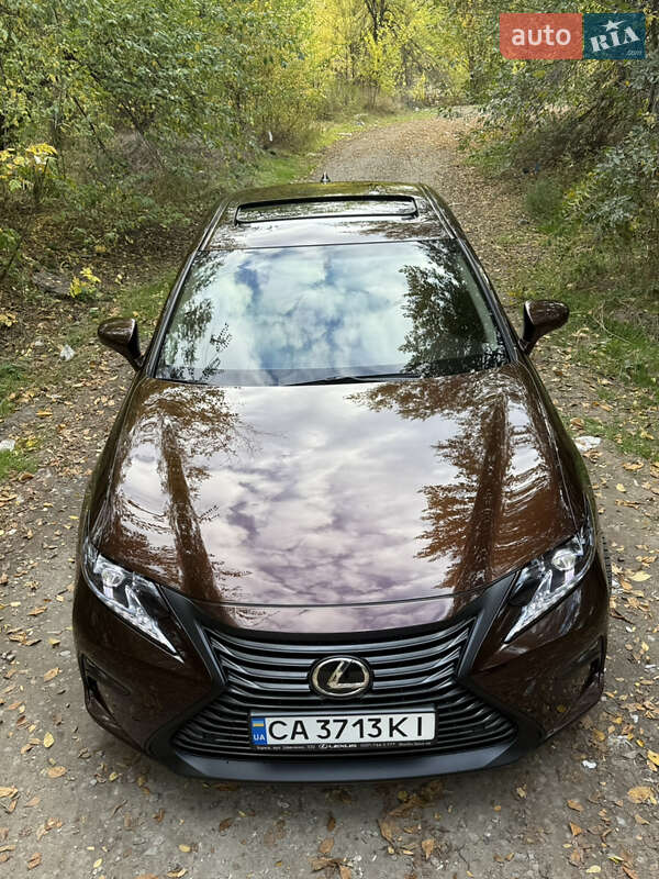 Lexus ES 2017