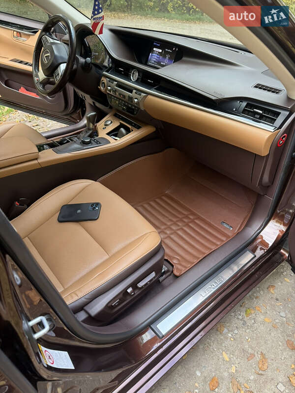 Седан Lexus ES 2017 в Днепре фото 12 Седан Lexus ES 2017 в Днепре