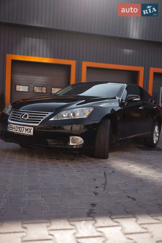 Седан Lexus ES 2010 в Одесі