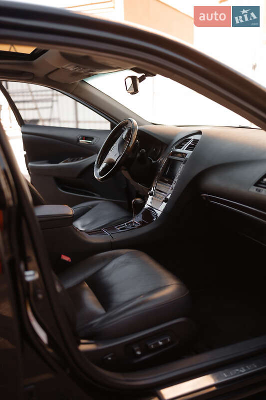 Седан Lexus ES 2010 в Одесі