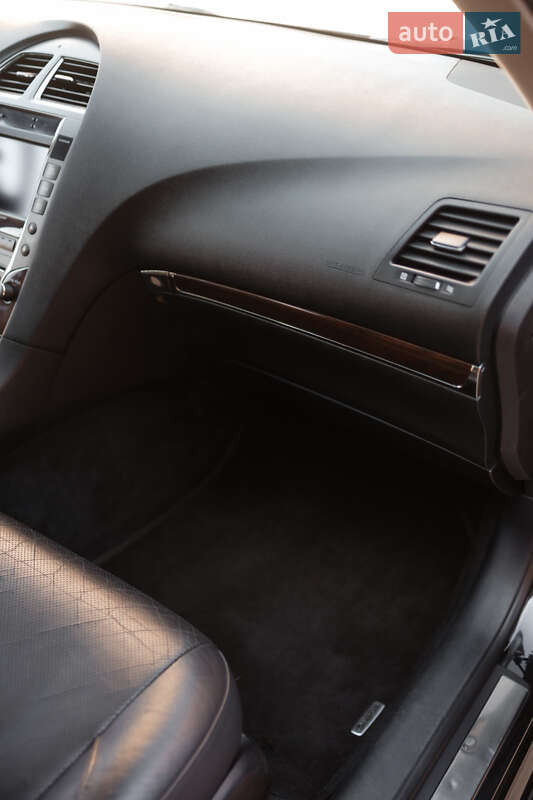 Седан Lexus ES 2010 в Одесі