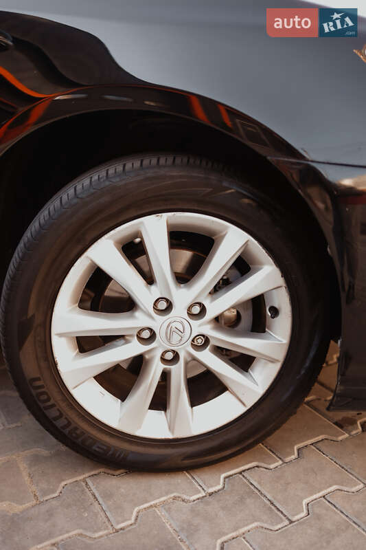 Седан Lexus ES 2010 в Одесі