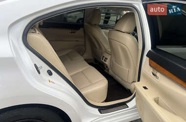 Седан Lexus ES 2012 в 