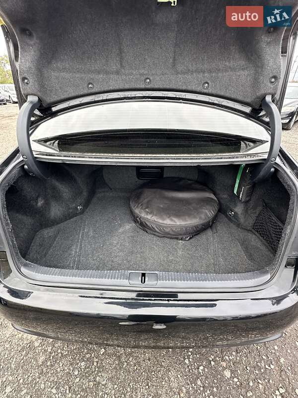 Седан Lexus ES 2015 в Белогородке фото 16 Седан Lexus ES 2015 в Белогородке