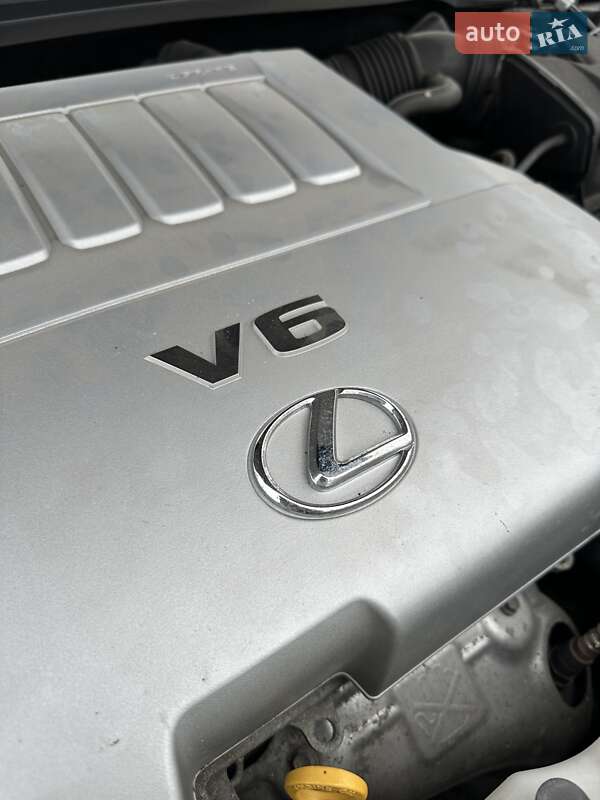 Седан Lexus ES 2015 в Белогородке фото 47 Седан Lexus ES 2015 в Белогородке