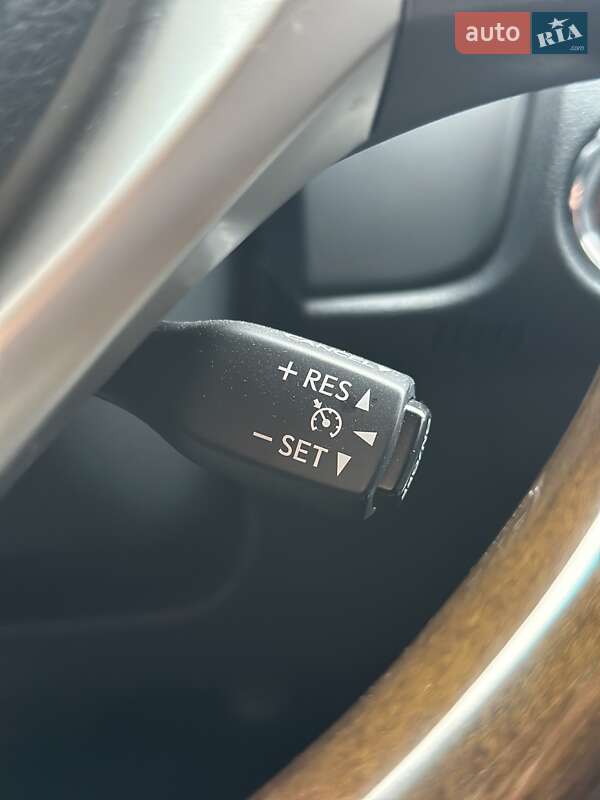 Седан Lexus ES 2015 в Белогородке фото 39 Седан Lexus ES 2015 в Белогородке