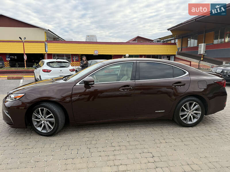 Седан Lexus ES 2015 в Львові фото 10 Седан Lexus ES 2015 в Львові