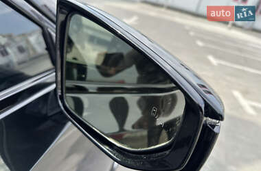 Седан Lexus ES 2021 в 