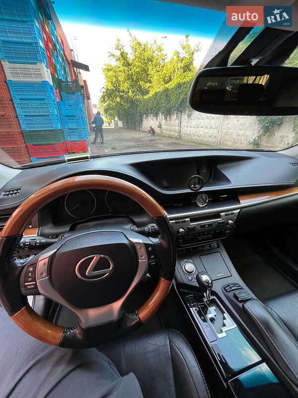 Седан Lexus ES 2015 в Сумах фото 6 Седан Lexus ES 2015 в Сумах