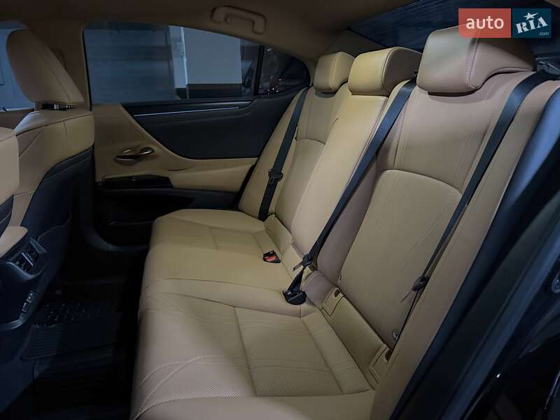 Седан Lexus ES 2022 в Дніпрі фото 29 Седан Lexus ES 2022 в Дніпрі