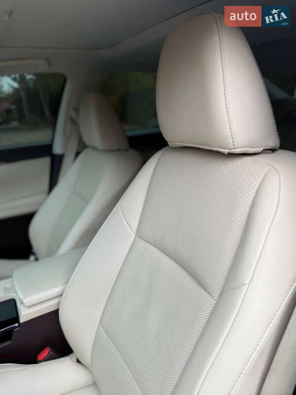 Седан Lexus ES 2017 в Виннице фото 13 Седан Lexus ES 2017 в Виннице