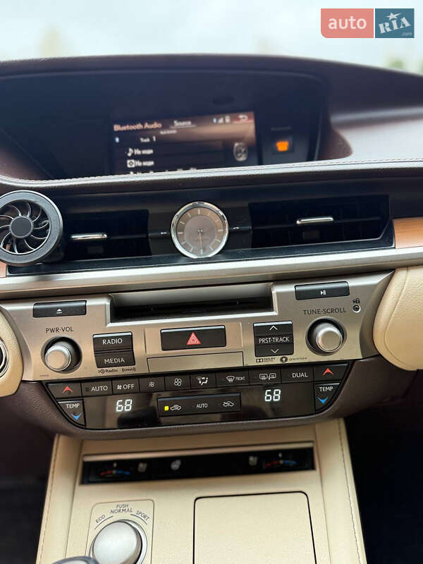 Седан Lexus ES 2017 в Виннице фото 16 Седан Lexus ES 2017 в Виннице
