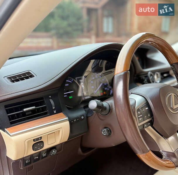 Седан Lexus ES 2017 в Виннице фото 21 Седан Lexus ES 2017 в Виннице