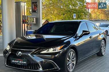 Седан Lexus ES 2019 в Николаеве