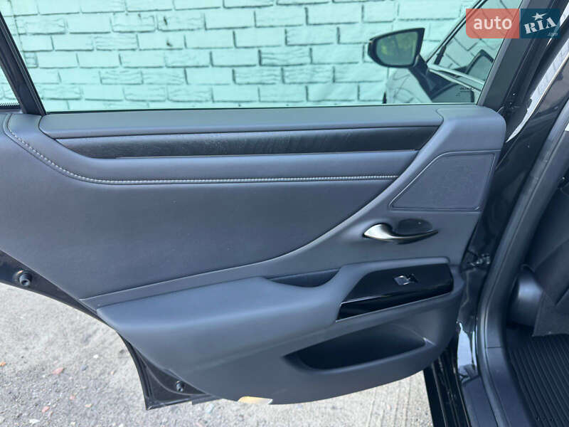 Седан Lexus ES 2023 в Києві фото 5 Седан Lexus ES 2023 в Києві