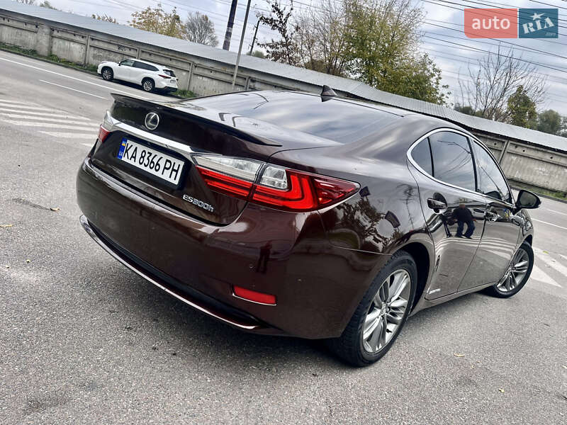 Седан Lexus ES 2015 в Киеве фото 11 Седан Lexus ES 2015 в Киеве
