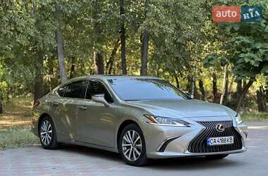 Седан Lexus ES 2018 в Черкассах