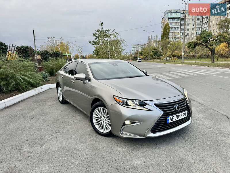 Седан Lexus ES 2017 в Кам'янському фото 2 Седан Lexus ES 2017 в Кам'янському