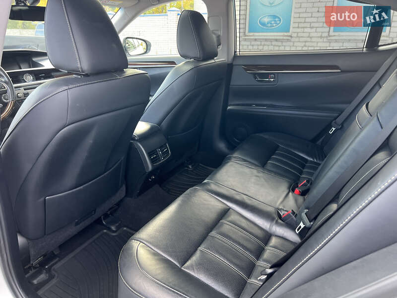 Седан Lexus ES 2016 в Днепре фото 13 Седан Lexus ES 2016 в Днепре