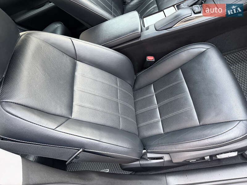 Седан Lexus ES 2017 в Львове фото 20 Седан Lexus ES 2017 в Львове