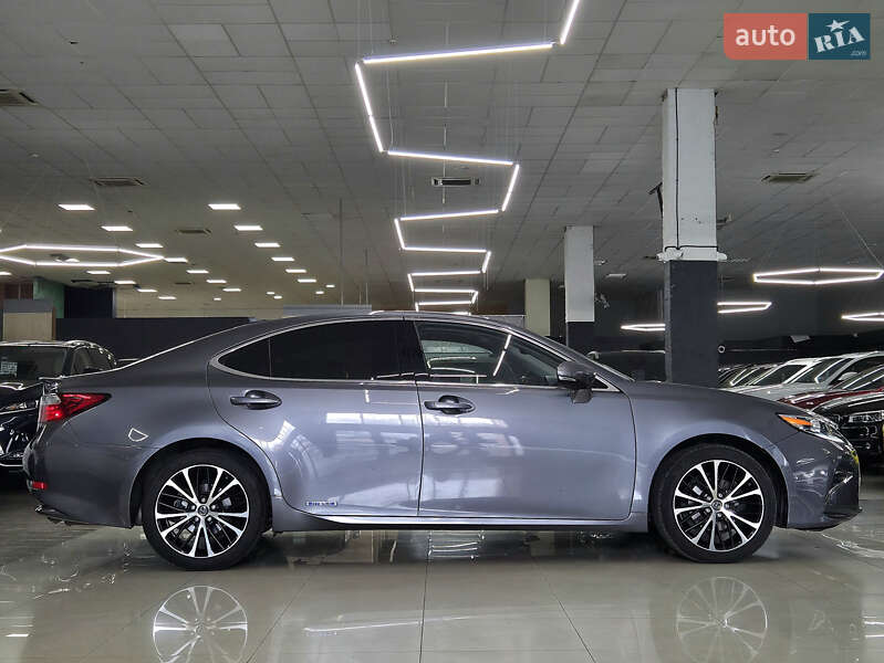 Седан Lexus ES 2014 в Николаеве фото 2 Седан Lexus ES 2014 в Николаеве