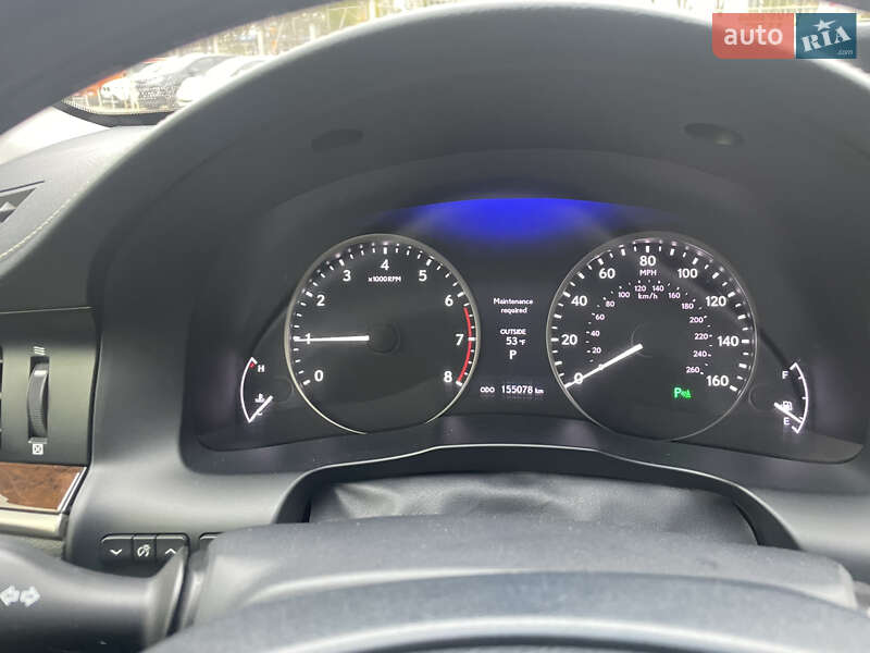 Седан Lexus ES 2013 в Кременчуге