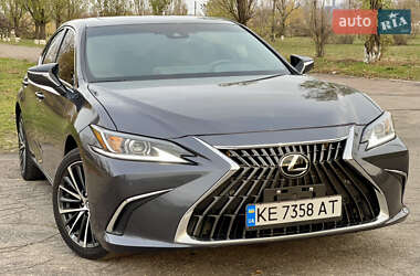 Седан Lexus ES 2022 в Кам'янському