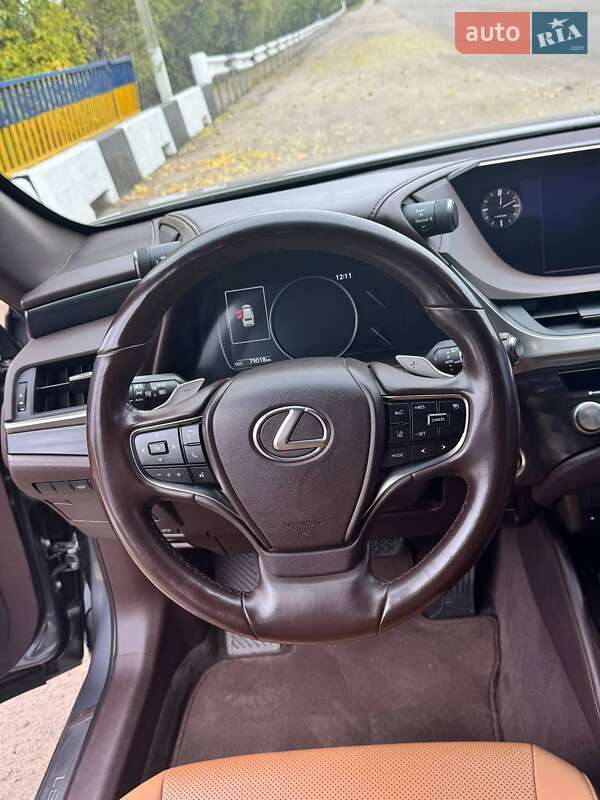 Седан Lexus ES 2020 в Кривому Озері