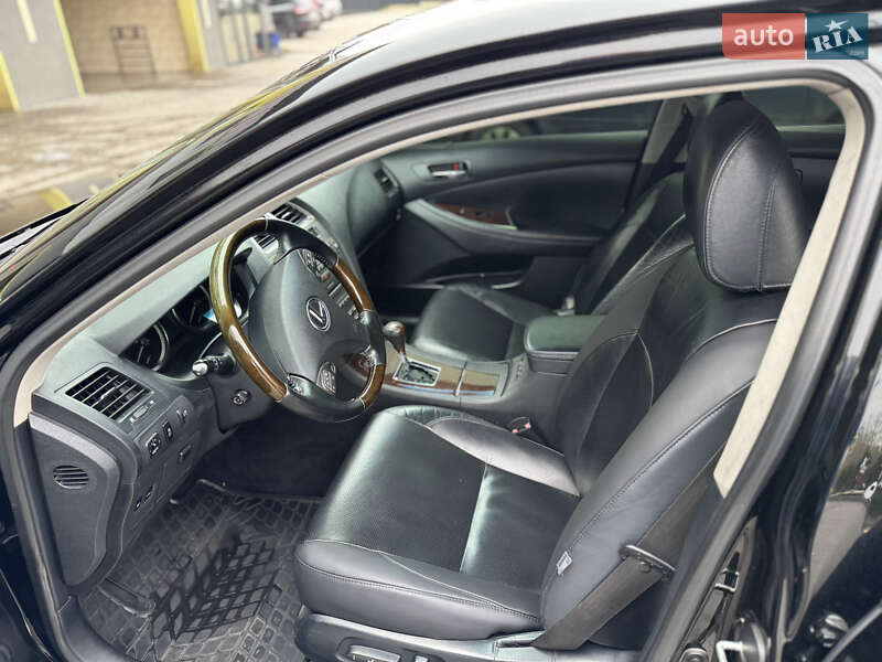 Седан Lexus ES 2011 в Вінниці