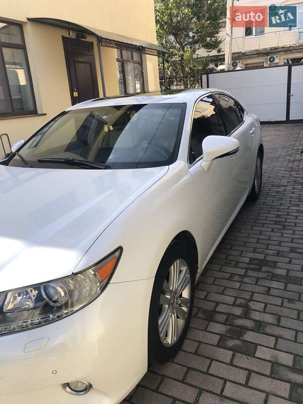 Седан Lexus ES 2013 в Одессе фото 2 Седан Lexus ES 2013 в Одессе