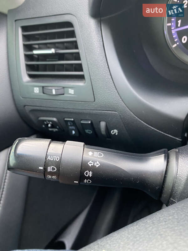 Седан Lexus ES 2011 в Житомире фото 60 Седан Lexus ES 2011 в Житомире