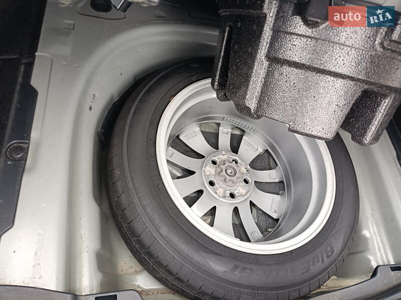 Седан Lexus ES 2018 в Києві