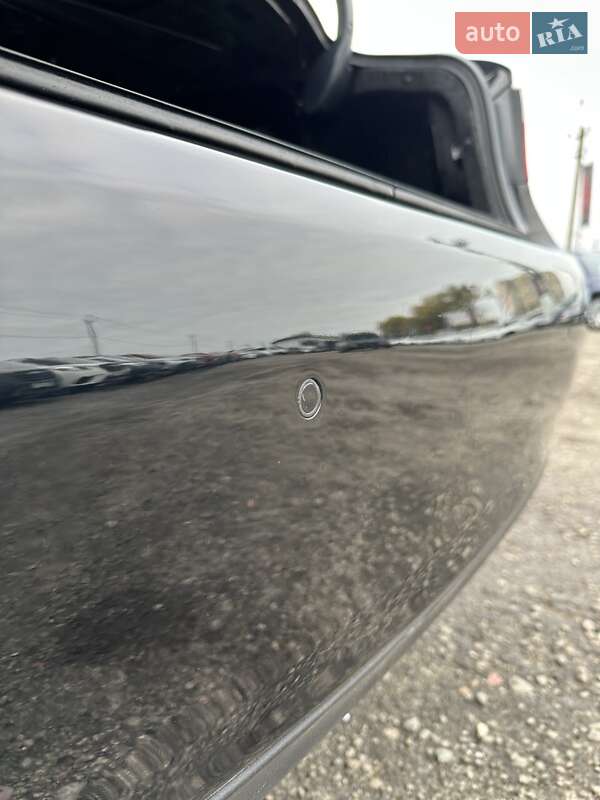 Седан Lexus ES 2015 в Белогородке