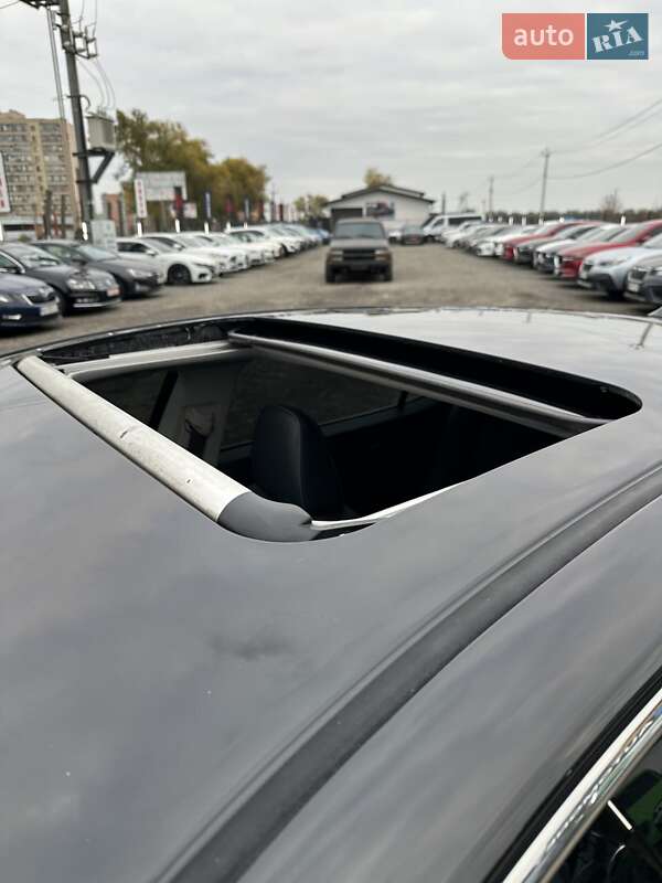 Седан Lexus ES 2015 в Белогородке