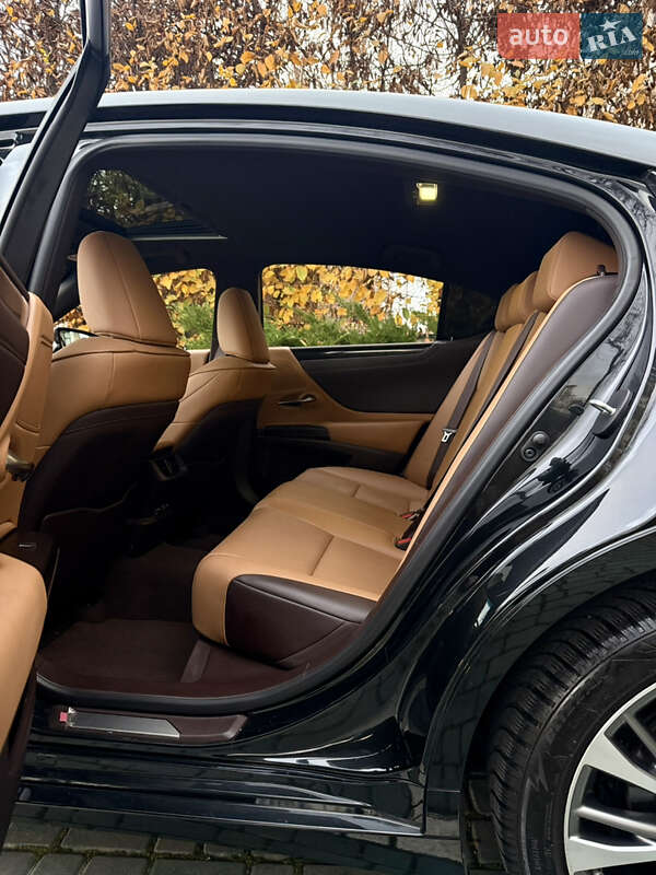 Седан Lexus ES 2020 в Одессе фото 32 Седан Lexus ES 2020 в Одессе