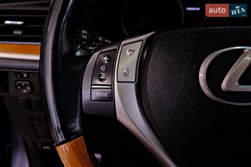 Седан Lexus ES 2014 в Одессе