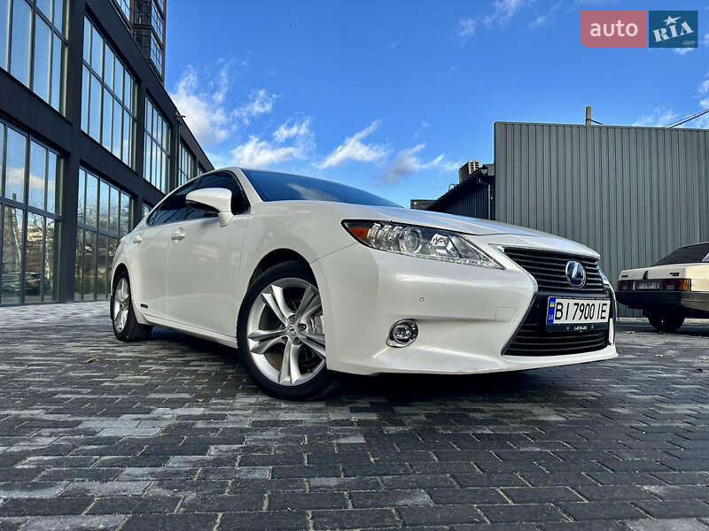 Lexus ES 2013